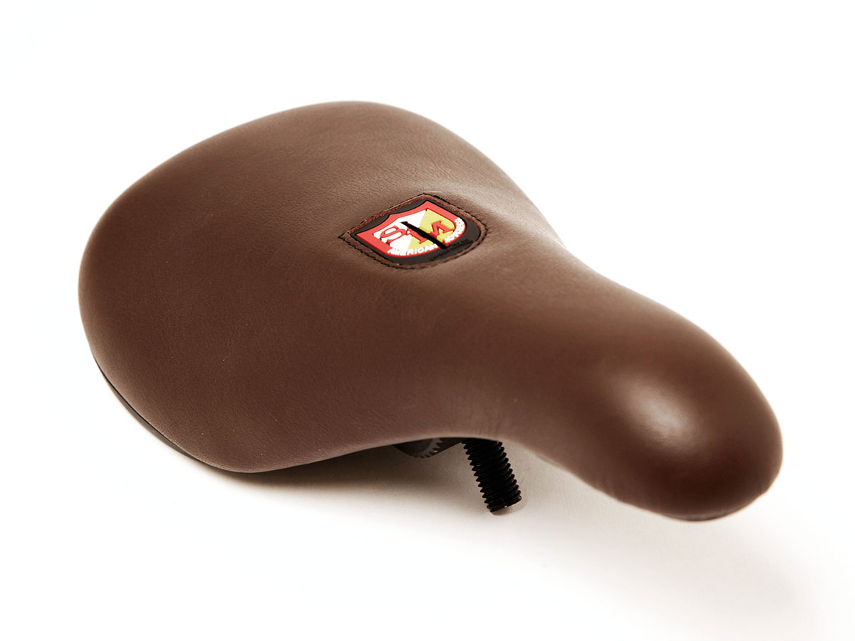 S & M Slim Pivotal Seat