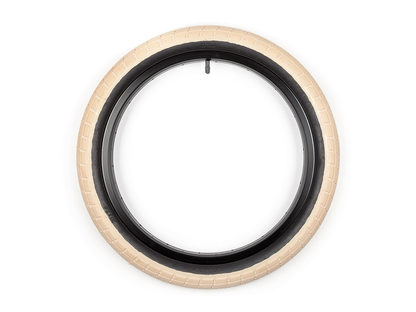 BSD Donnasqueak Tyre