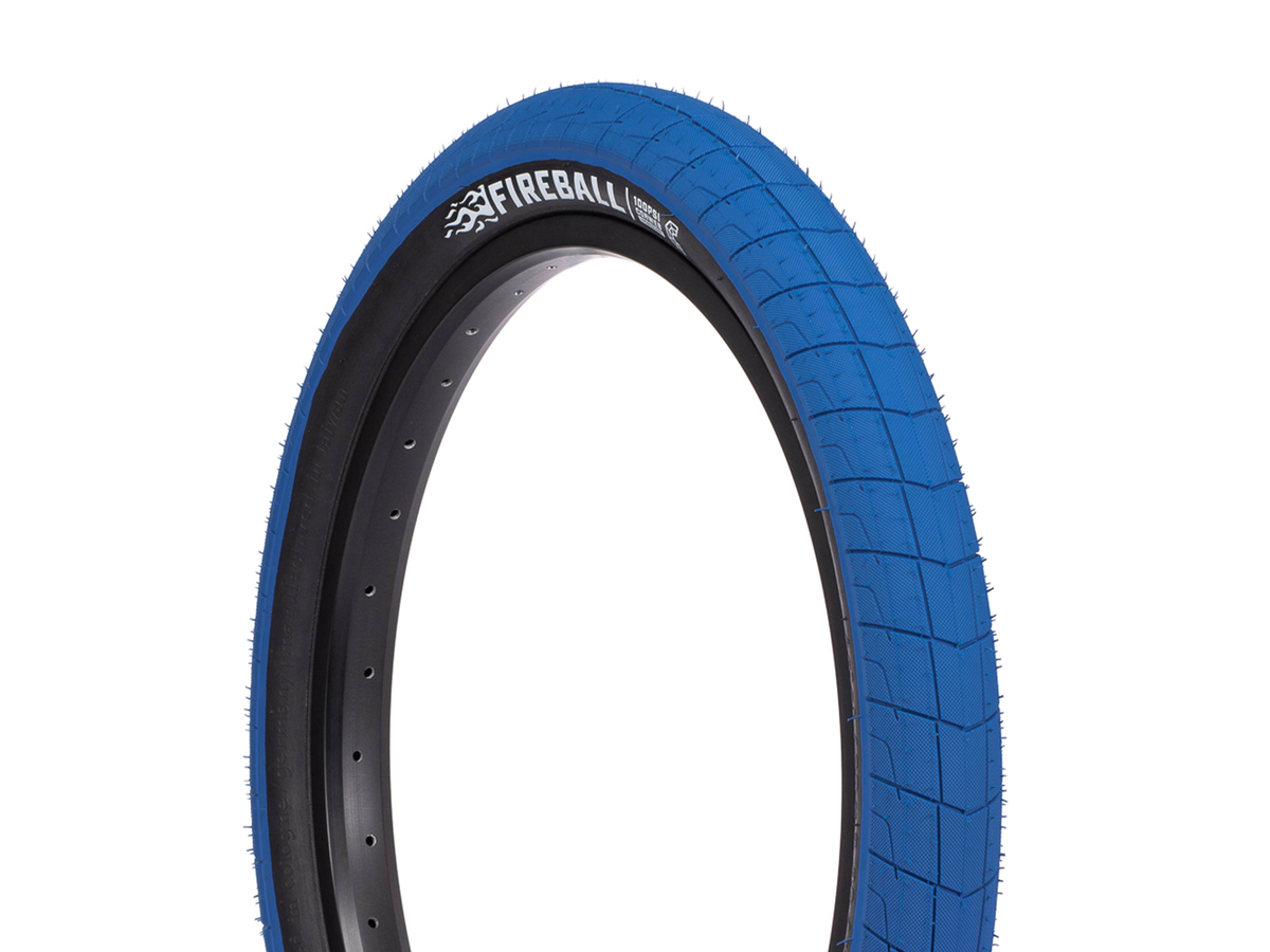 Éclat Fireball Tyre