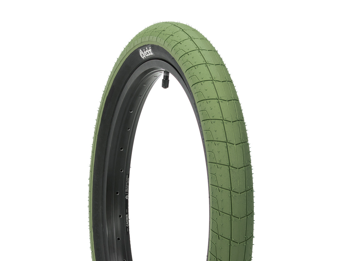 Éclat Fireball Tyre