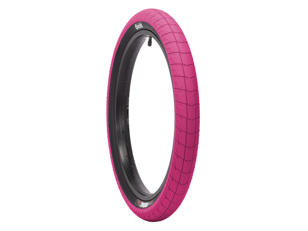 Éclat Fireball Tyre