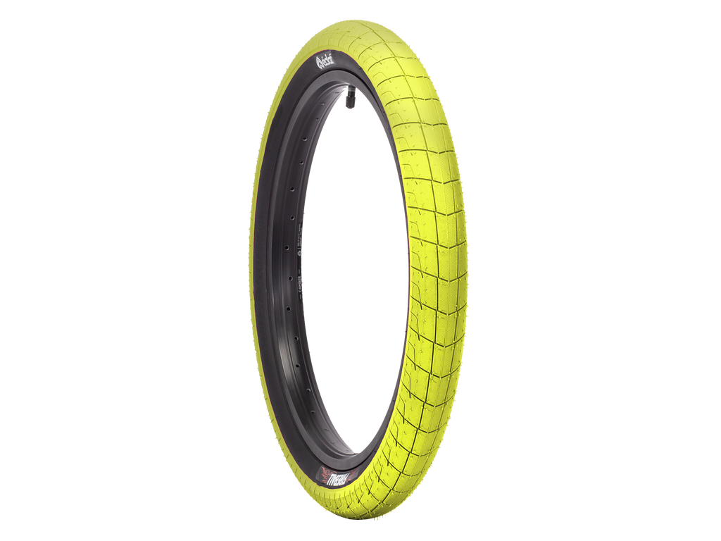 Éclat Fireball Tyre