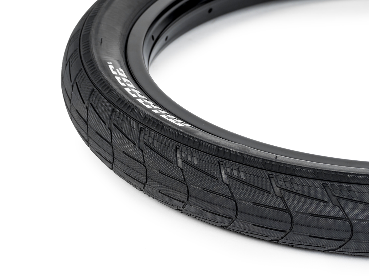 Éclat Mirage Lightweight Tyre