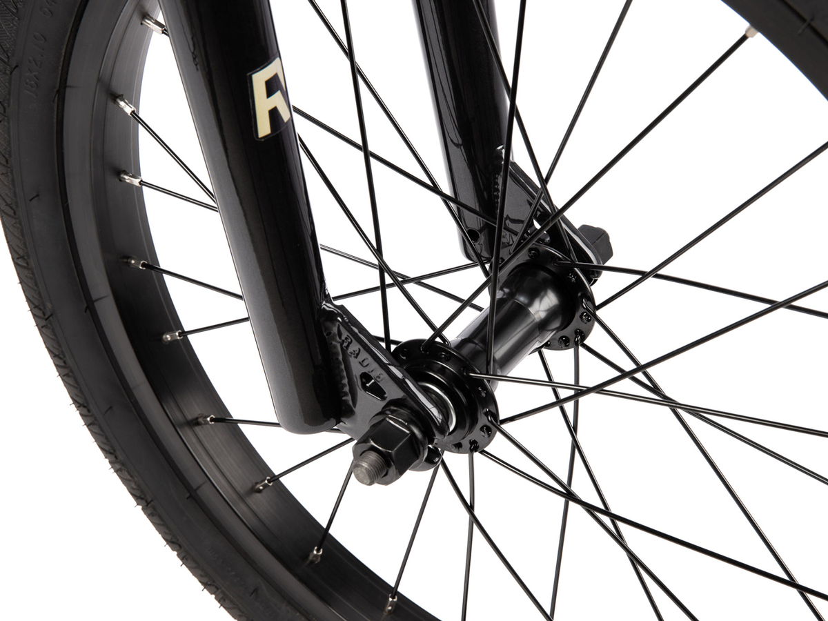 Radio 18" Revo Pro Bike – additional product view