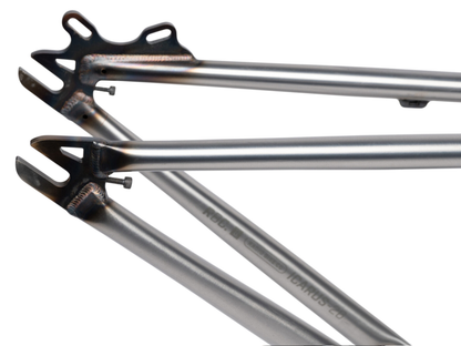 Radio Icarus 26 Frame – Raw / Wh: 26" - Tt: 22.8"