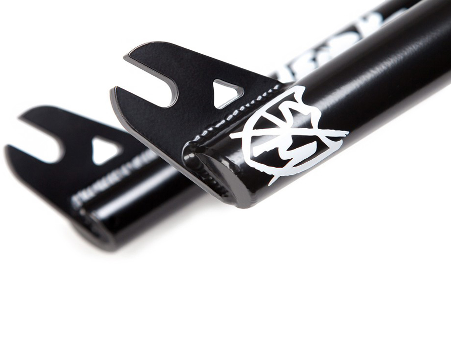 S&M Widemouth Pitchfork