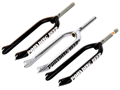 S&M Pounding Beer Fork – Black / 26" - S/T: 1 1/8 X 203 mm O/Set: 33 mm Ax:3/8