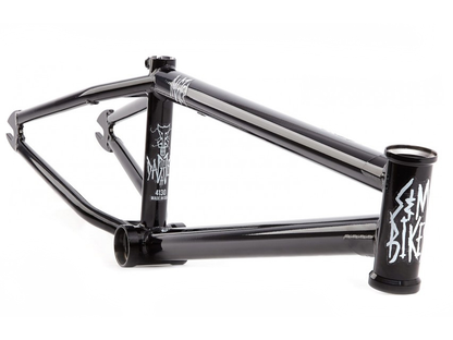 S&M Dagger Frame – additional product view