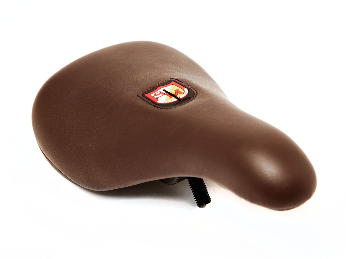 S&M Slim Pivotal Seat