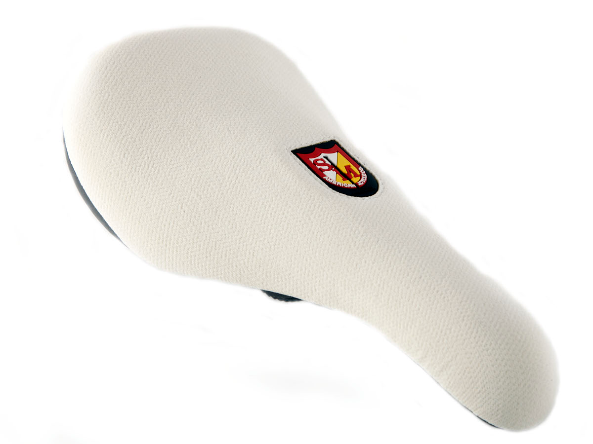 S&M Slim Pivotal Seat