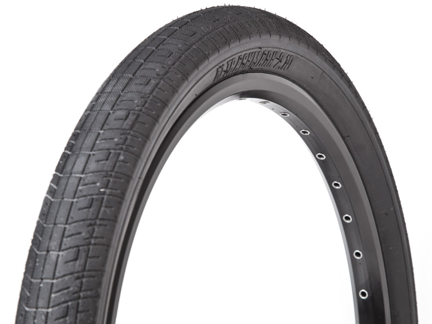 S&M Trackmark Tyre – additional product view