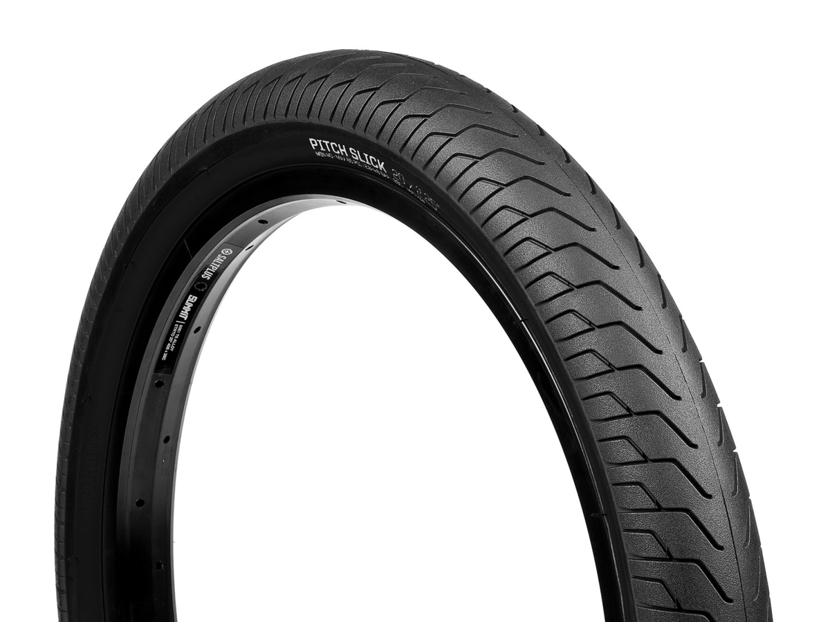 SaltPlus Pitch Slick Tyre – additional product view