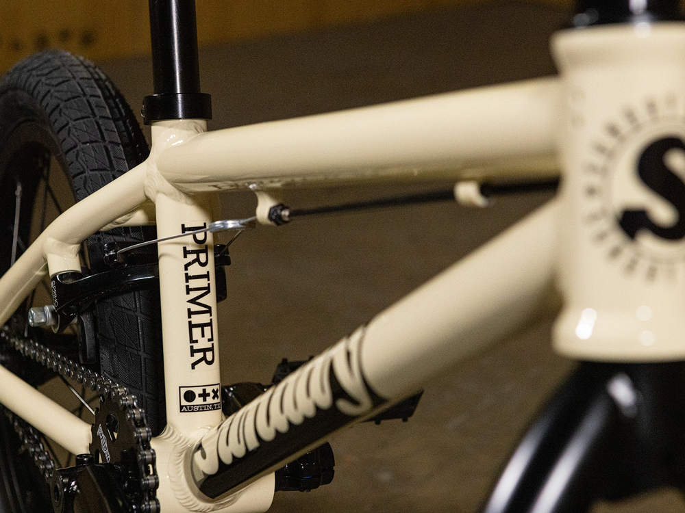 Sunday 16" Primer AL Bike