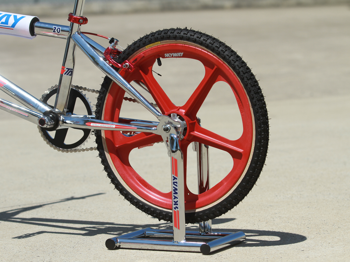Skyway Stolz Bike Stand – additional product view