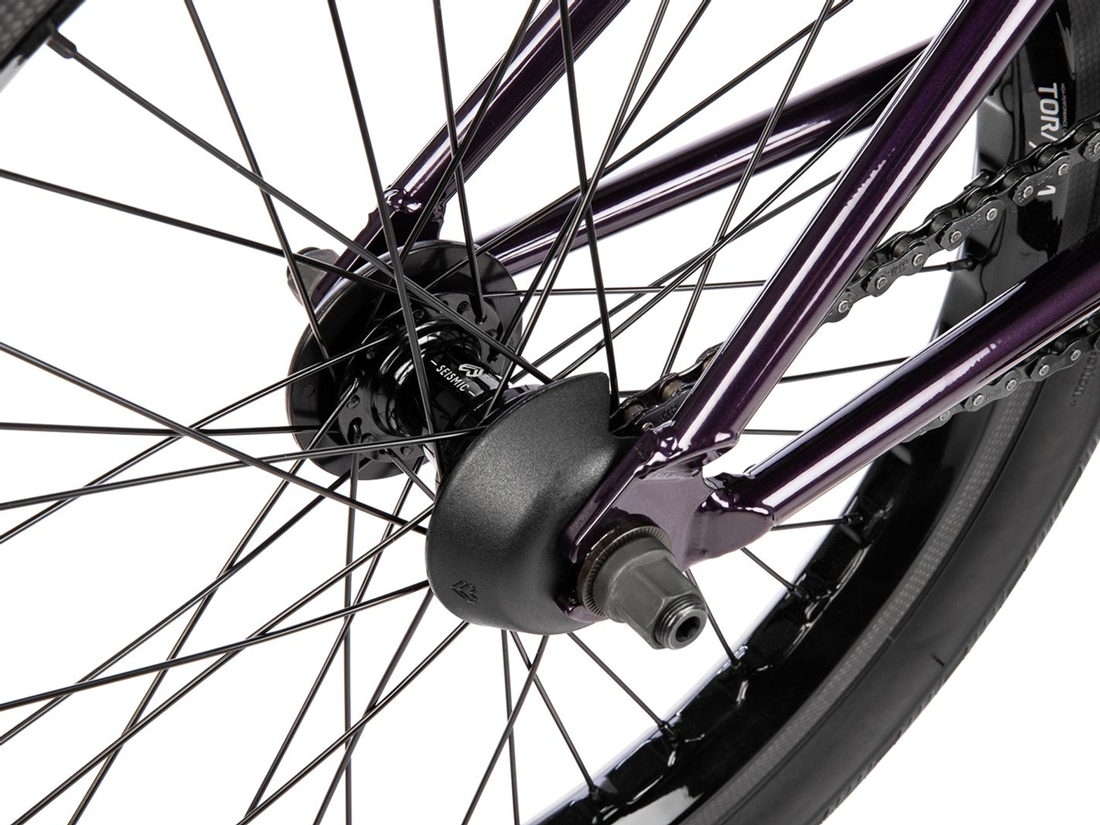 Wethepeople 20" Envy Carbonic LTD. Bike – additional product view